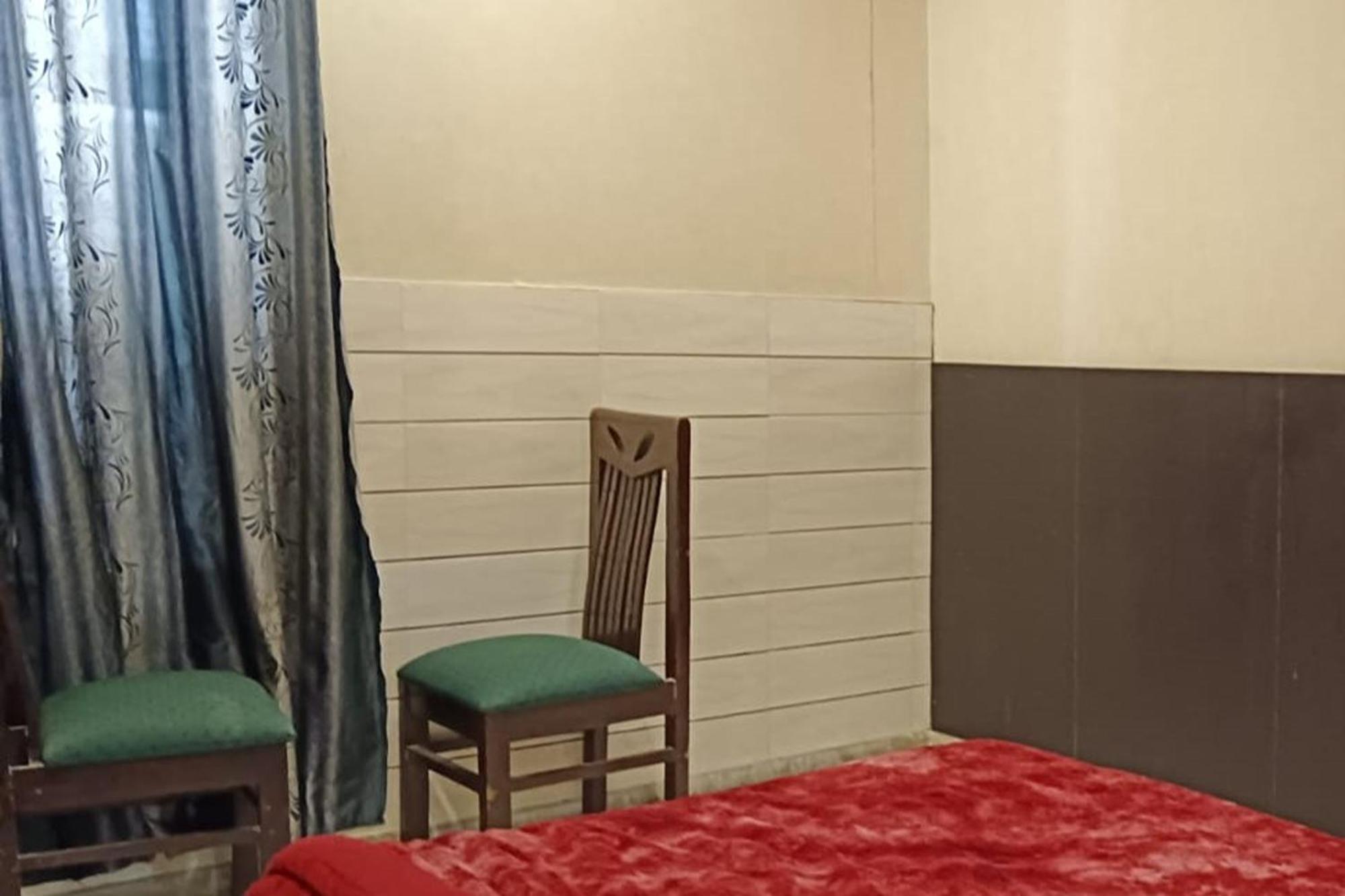 Hotel Shree Kanta Γκουργκάον Εξωτερικό φωτογραφία