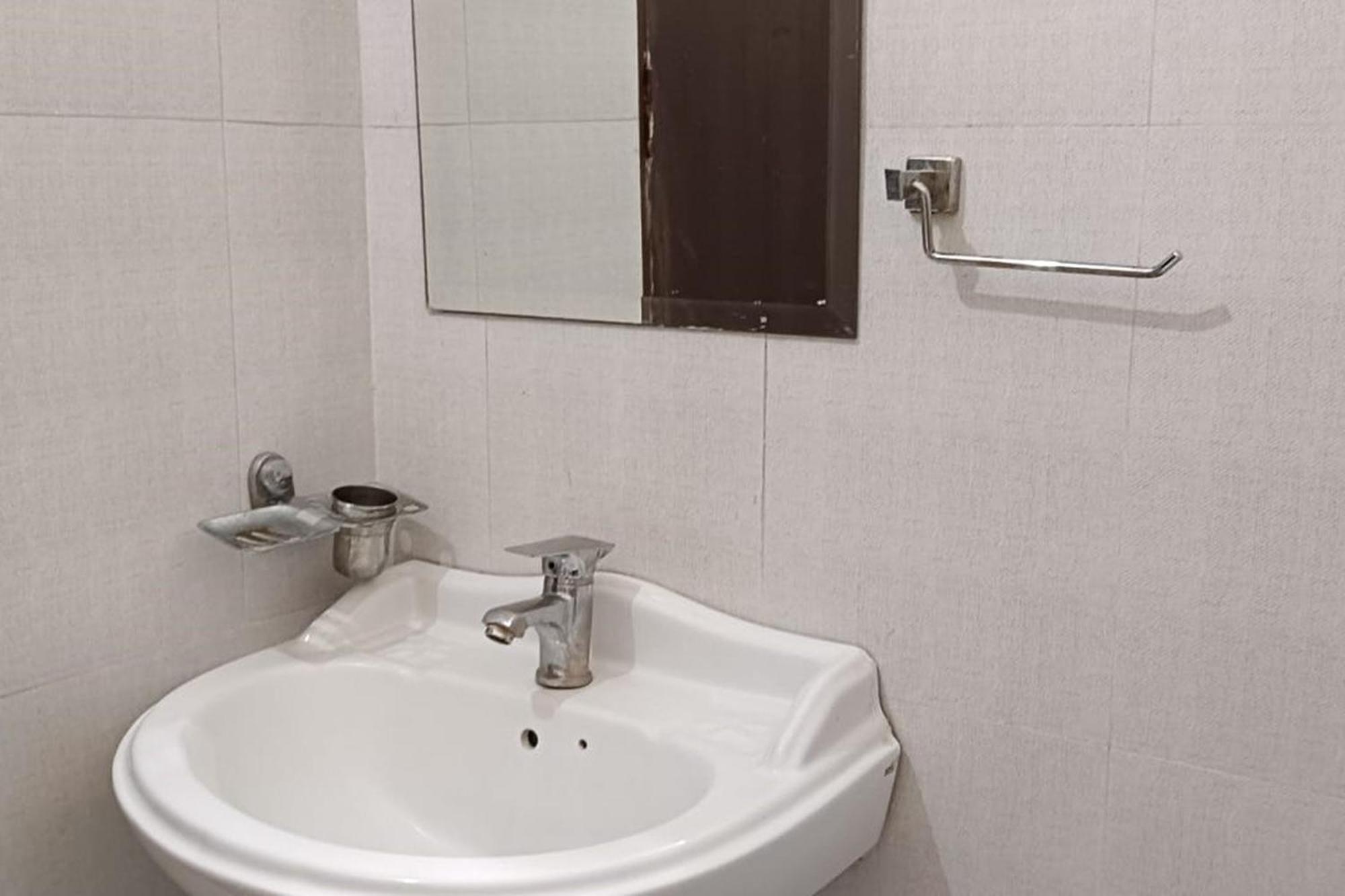 Hotel Shree Kanta Γκουργκάον Εξωτερικό φωτογραφία