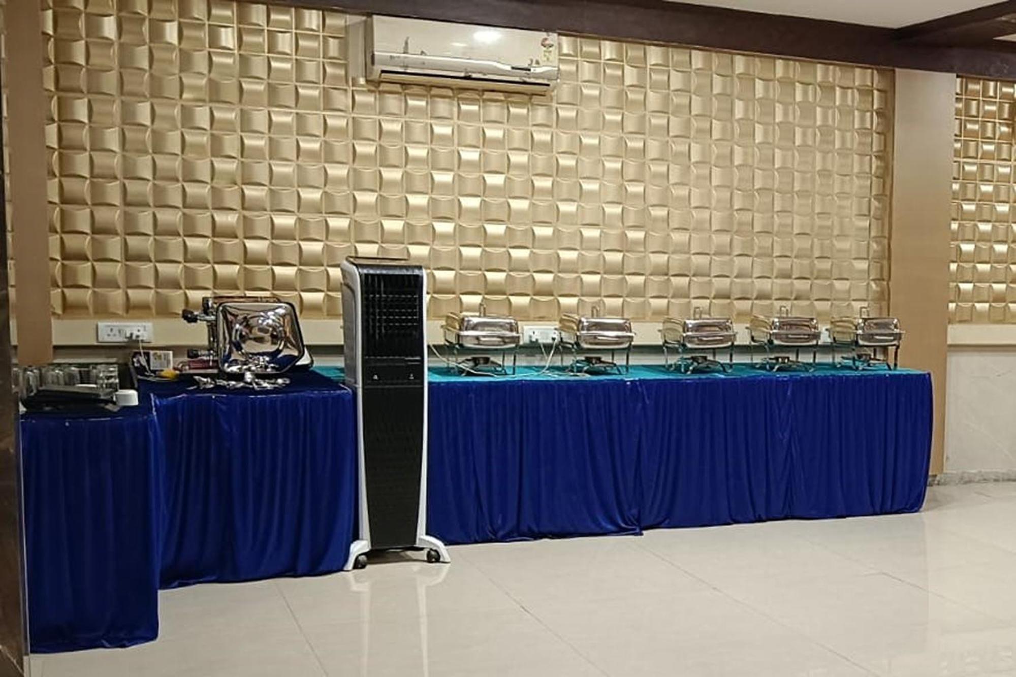 Hotel Shree Kanta Γκουργκάον Εξωτερικό φωτογραφία